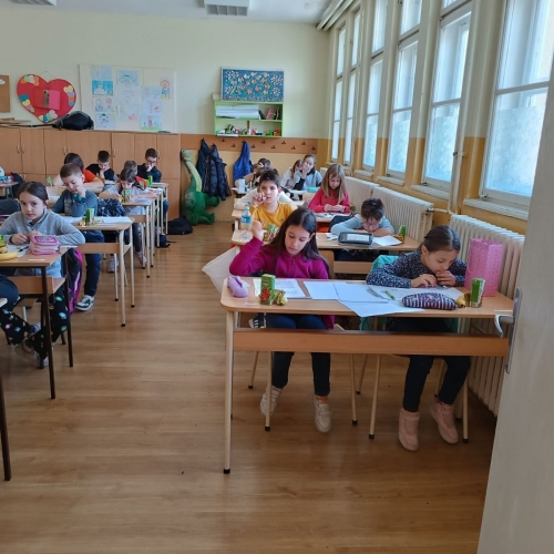Кенгур такмичење