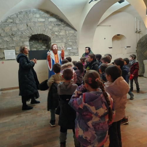 Посета изложби у Народном музеју