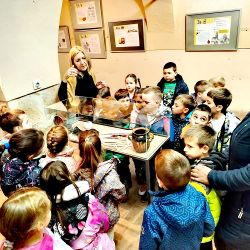 ТРСТЕНИЧКА СЛОВАРИЦА